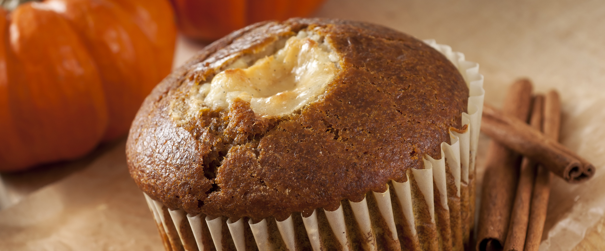 pumpkin cream cheese muffins